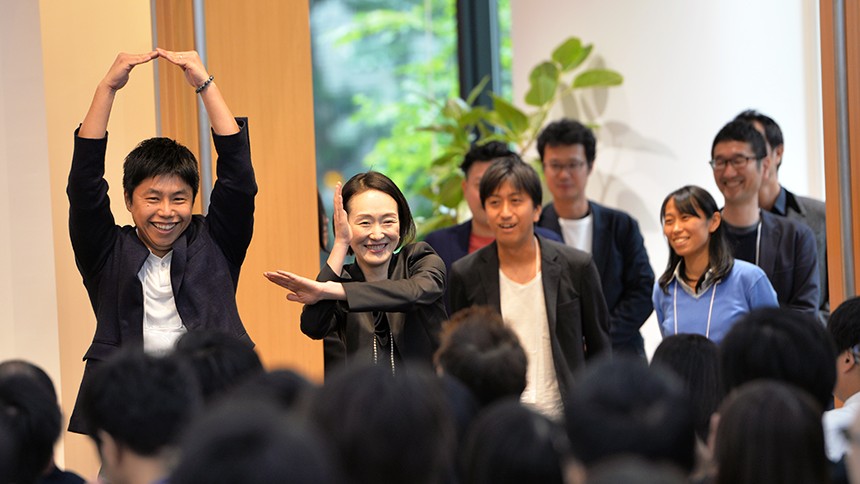 出場チーム入場
