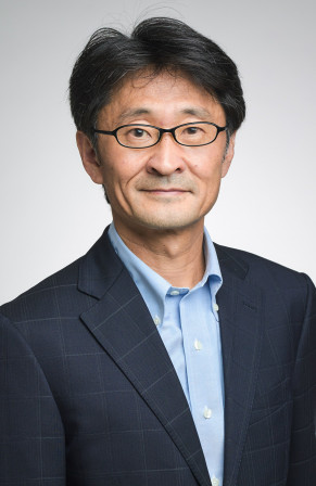 岡 重文　Shigefumi Oka