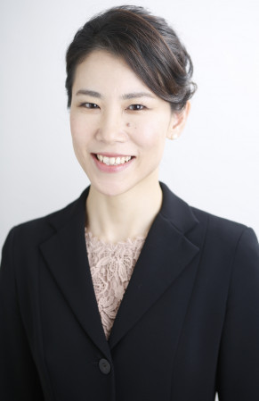 許勢 仁美　Megumi Kose