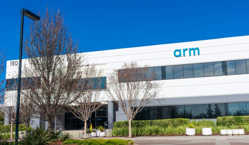 ソフトバンクGによる400億ドルでのArm売却　Armの適正価値を市場の動きから推測する