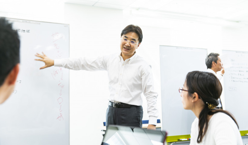 実務家から学ぶMBA──グロービス経営大学院が社会人に選ばれる理由