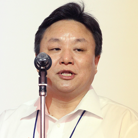 中原林人さん