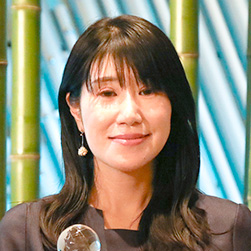 佐々木綾子さん
